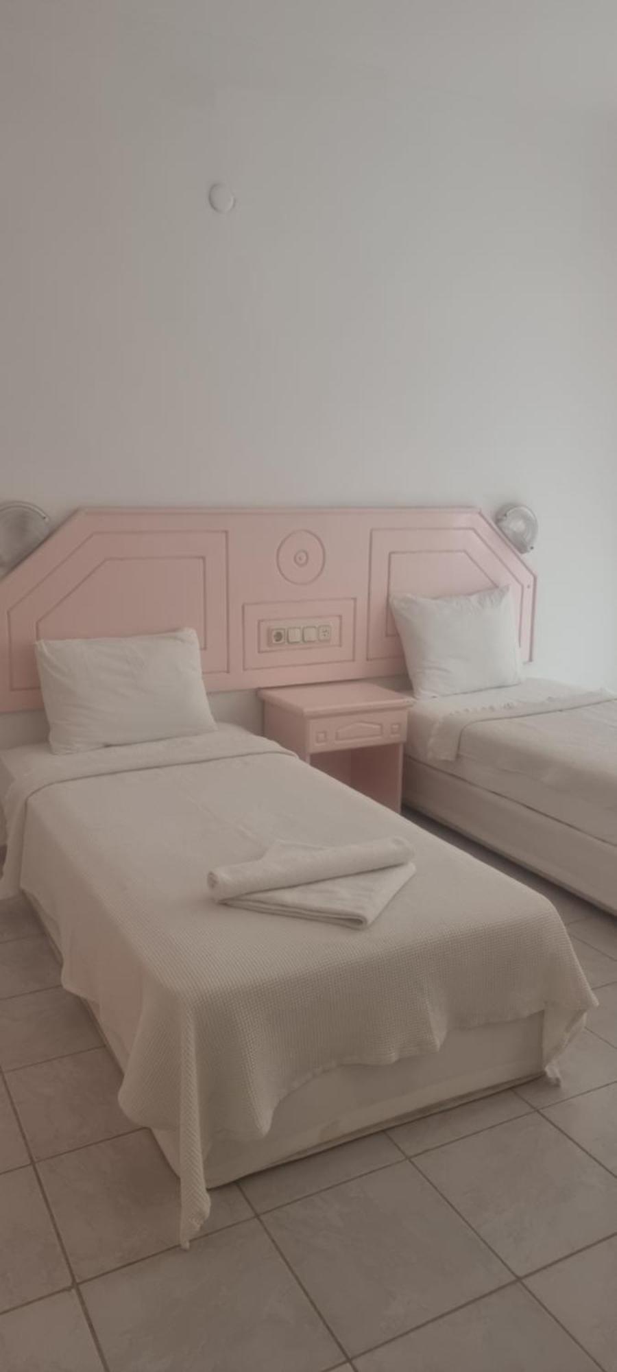 Pembe Kosk Apart Otel Fethiye Bilik gambar