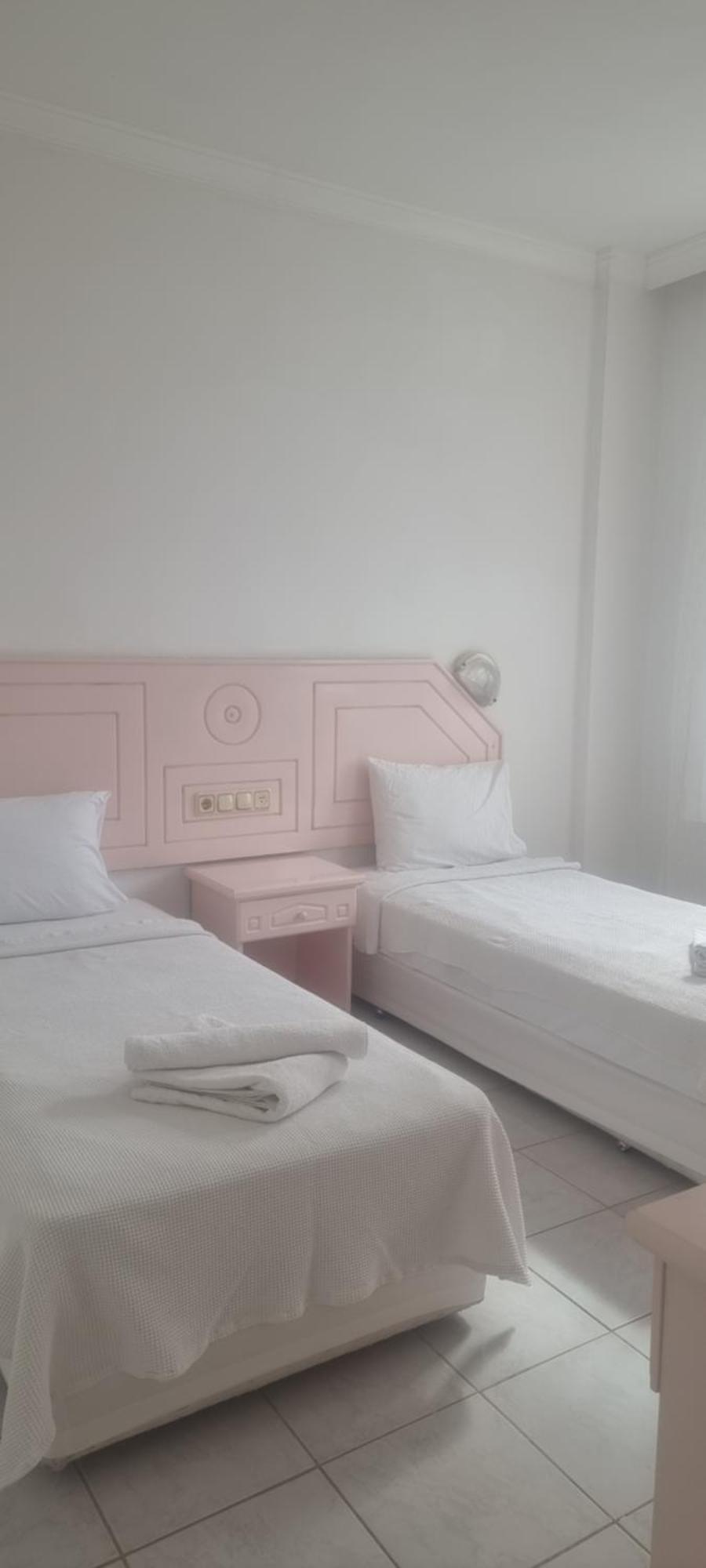 Pembe Kosk Apart Otel Fethiye Bilik gambar