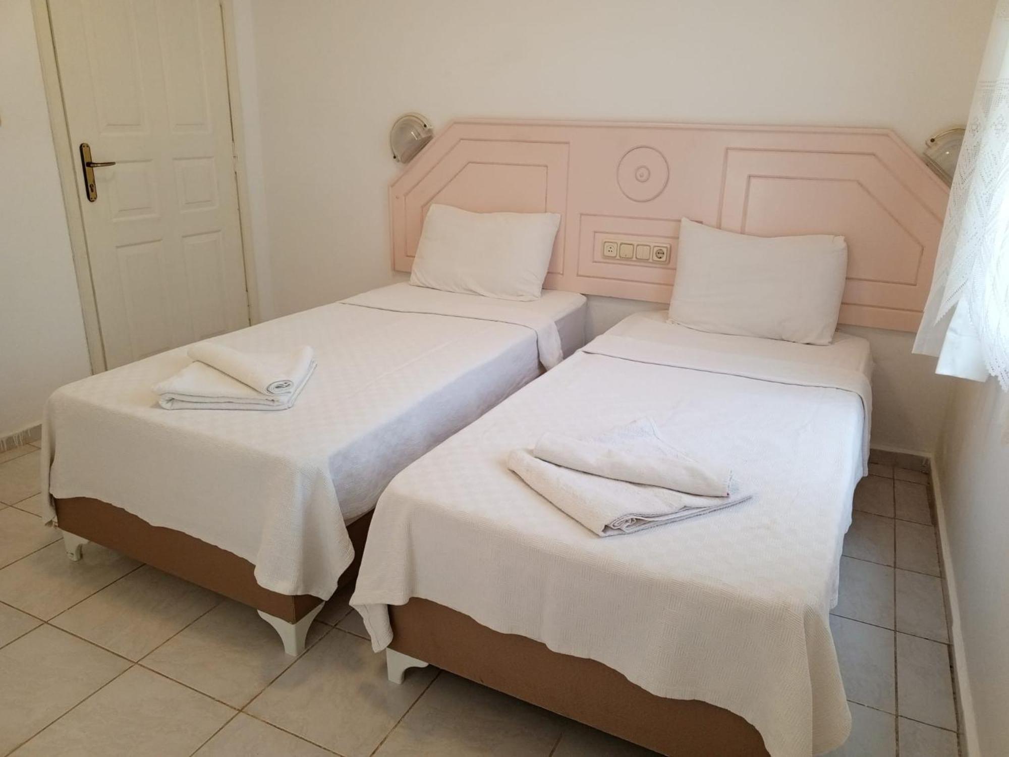 Pembe Kosk Apart Otel Fethiye Luaran gambar